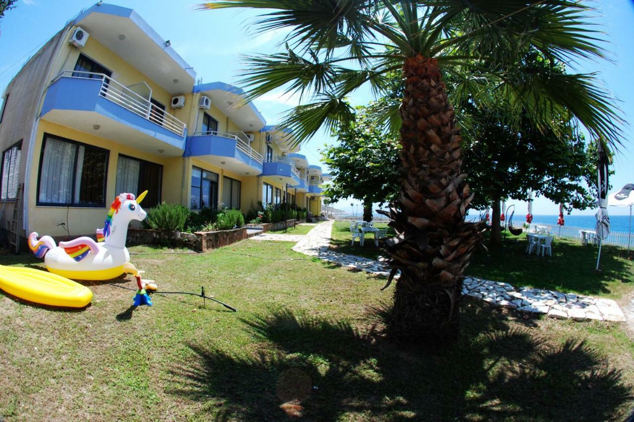 Ocean Hotel Sarande Exterior photo